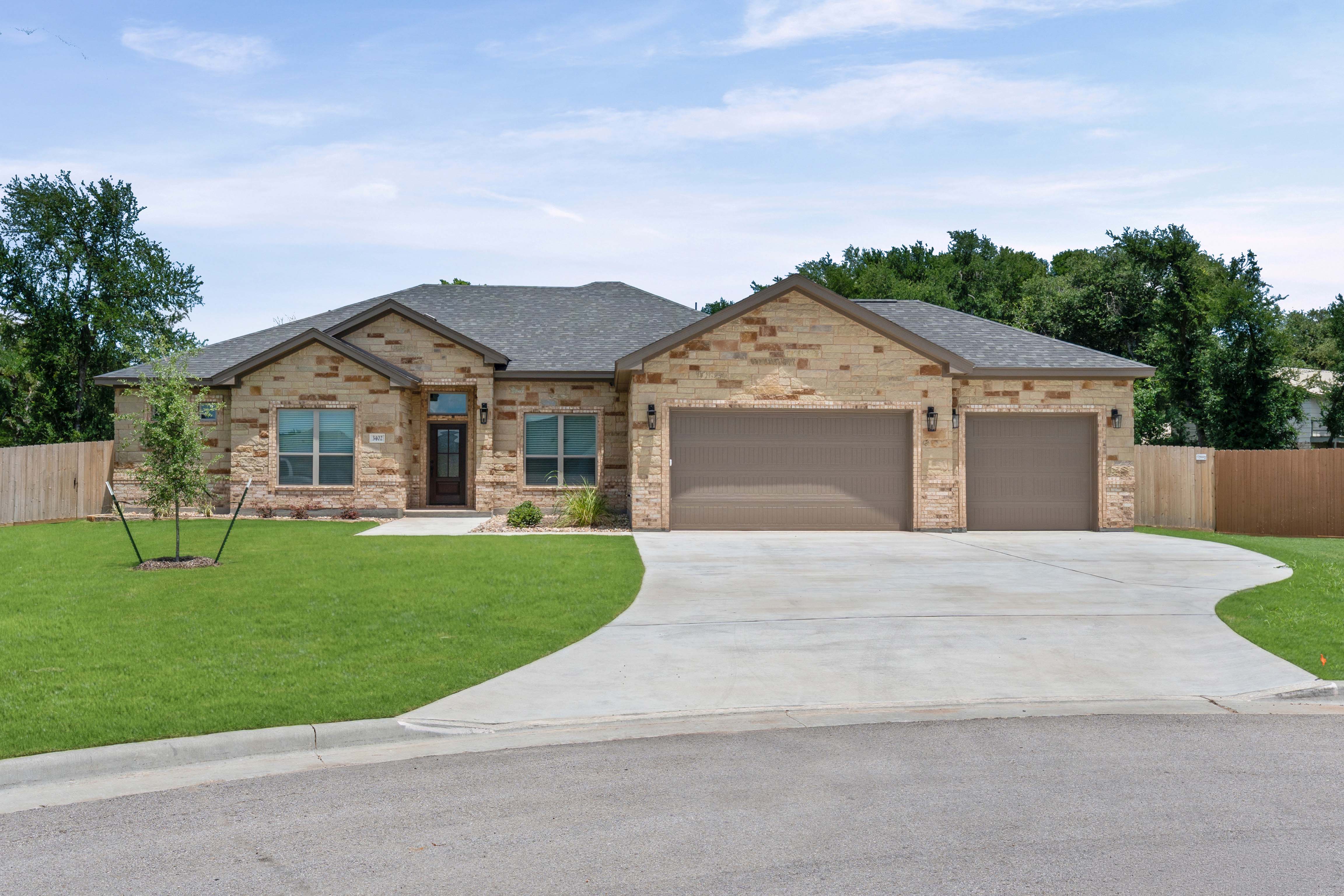 3402 Prato, Temple, TX 76502 — Palms plan by Carothers Executive Homes in Bella Terra, Temple, Texas