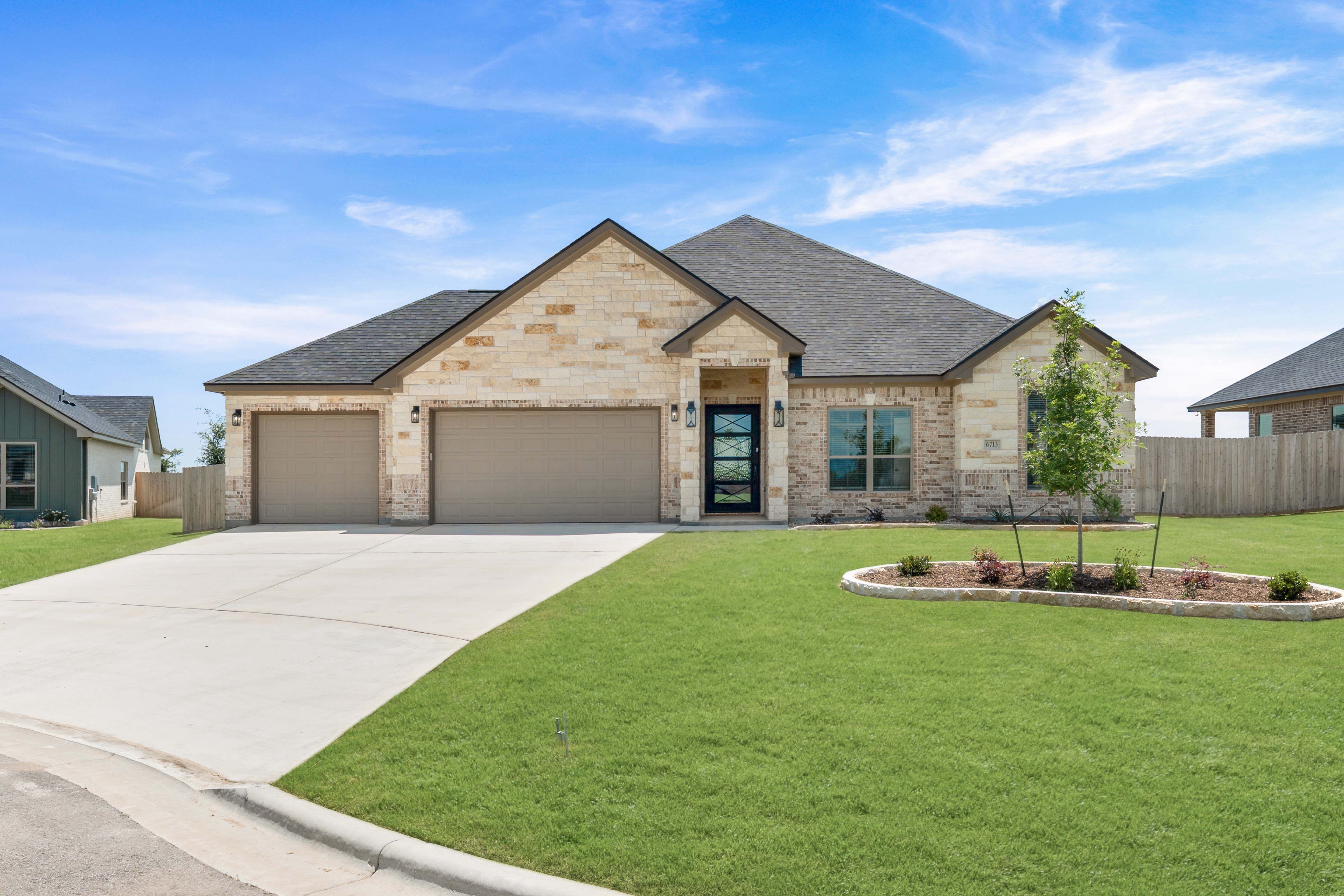 6713 Mamaw, Temple, TX 76502 — Aria plan by Carothers Executive Homes in Wilma's Way, Temple, Texas