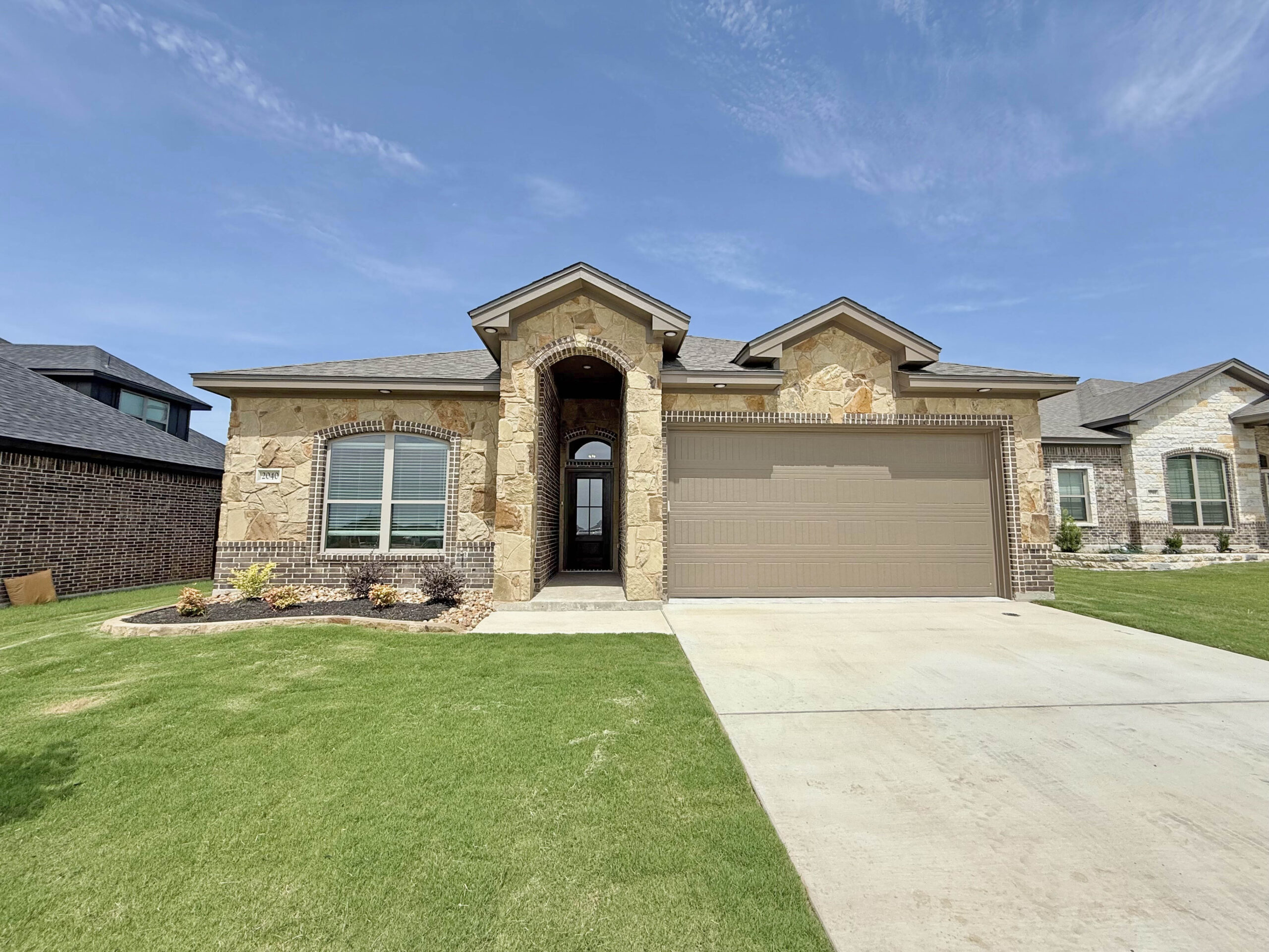 2040 Horse Cane, Temple, TX 76502 — Hondo plan by Carothers Executive Homes in Mesa Ridge, Temple, Texas