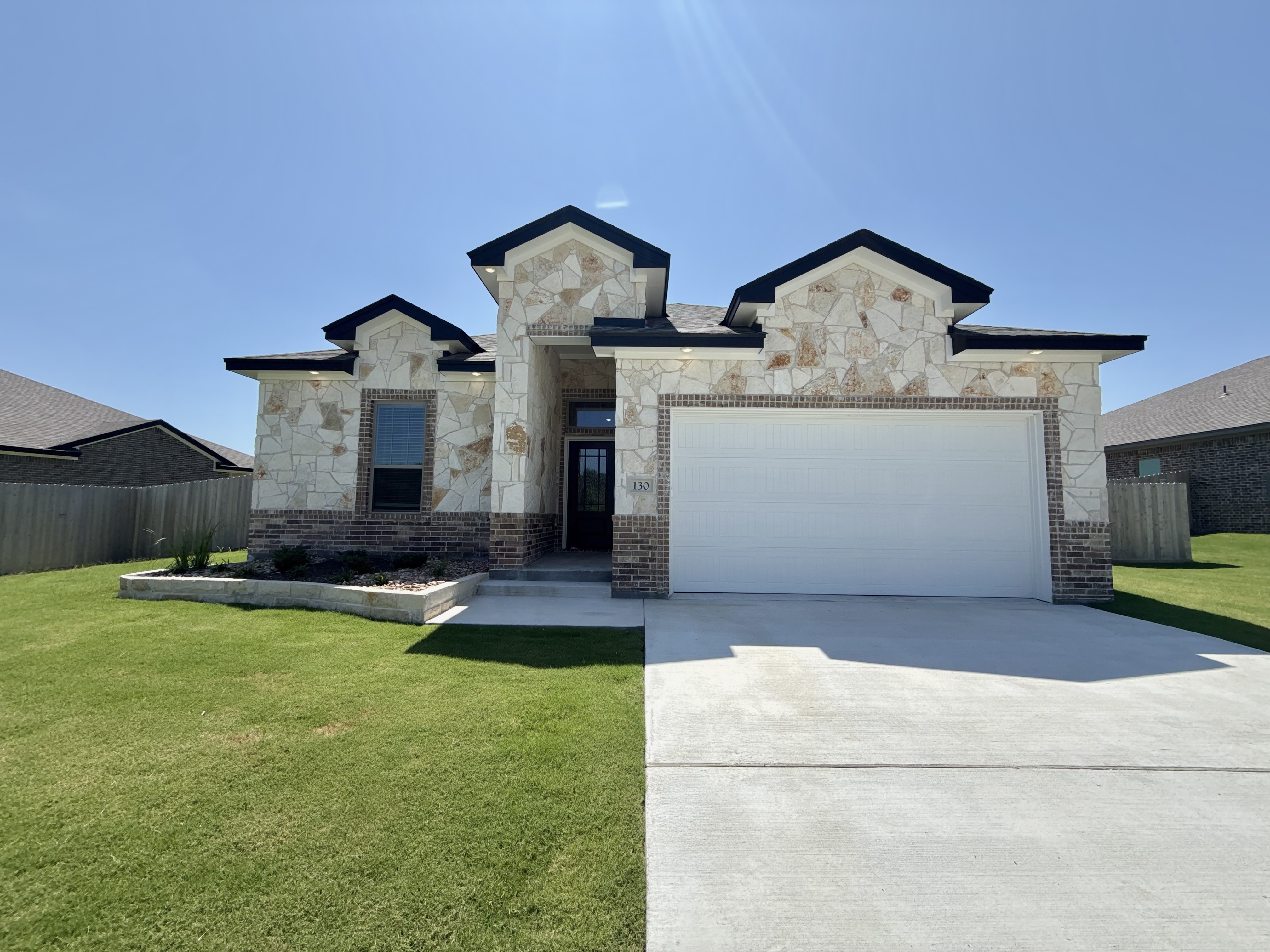 130 Lasso Loop, Lorena, TX 76655 — Bartlett II plan by Carothers Executive Homes in Rosenthal Estates, Lorena, Texas