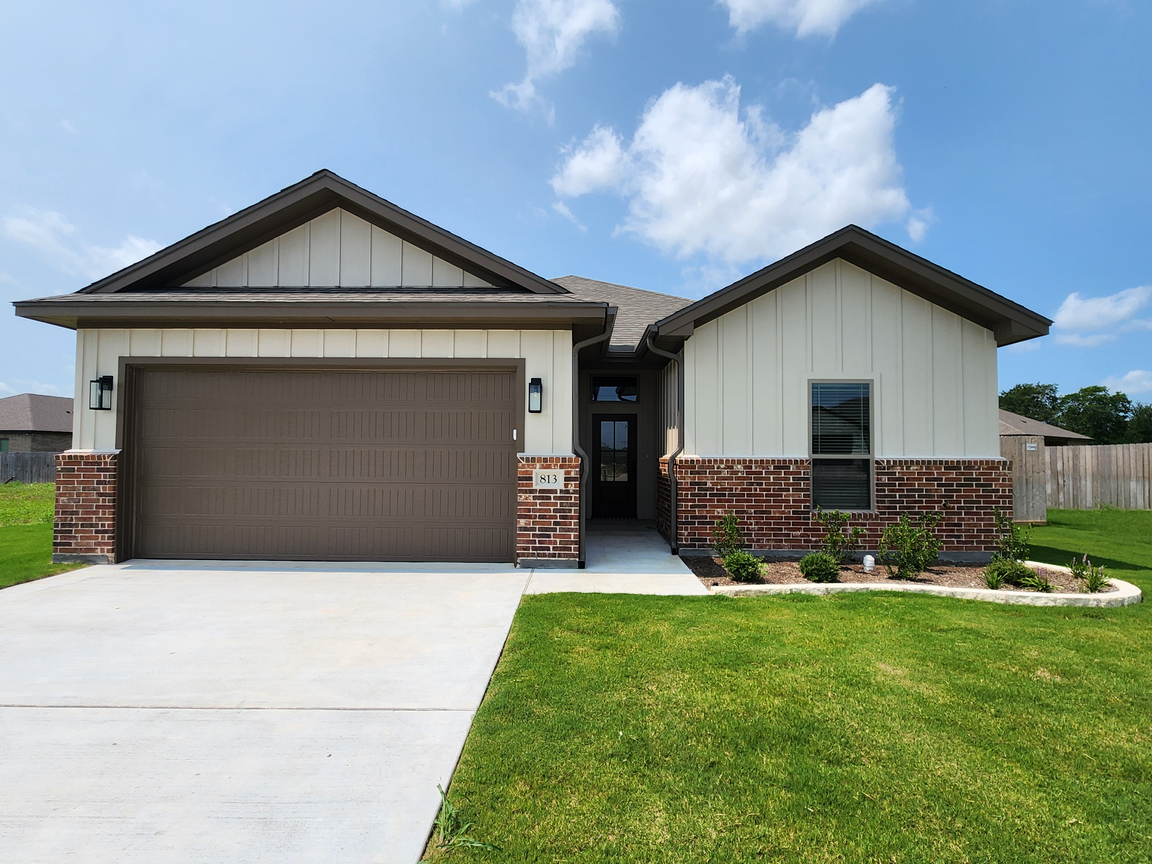 813 Eagle Cross, Salado, TX 76571 — Bandera plan by Carothers Executive Homes in Eagle Heights, Salado, Texas