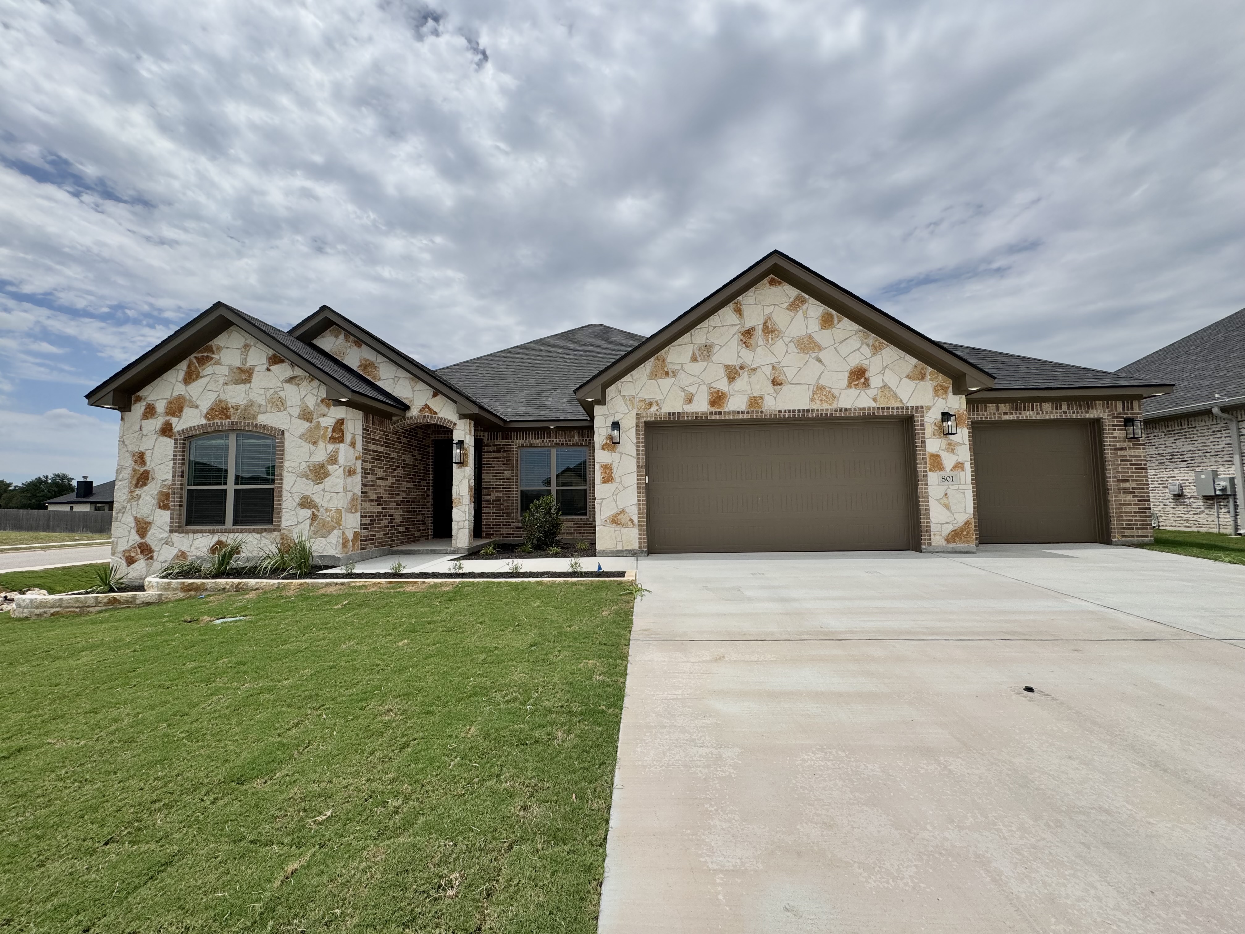 801 Golden Eagle, Salado, TX 76571 — Rio plan by Carothers Executive Homes in Eagle Heights, Salado, Texas