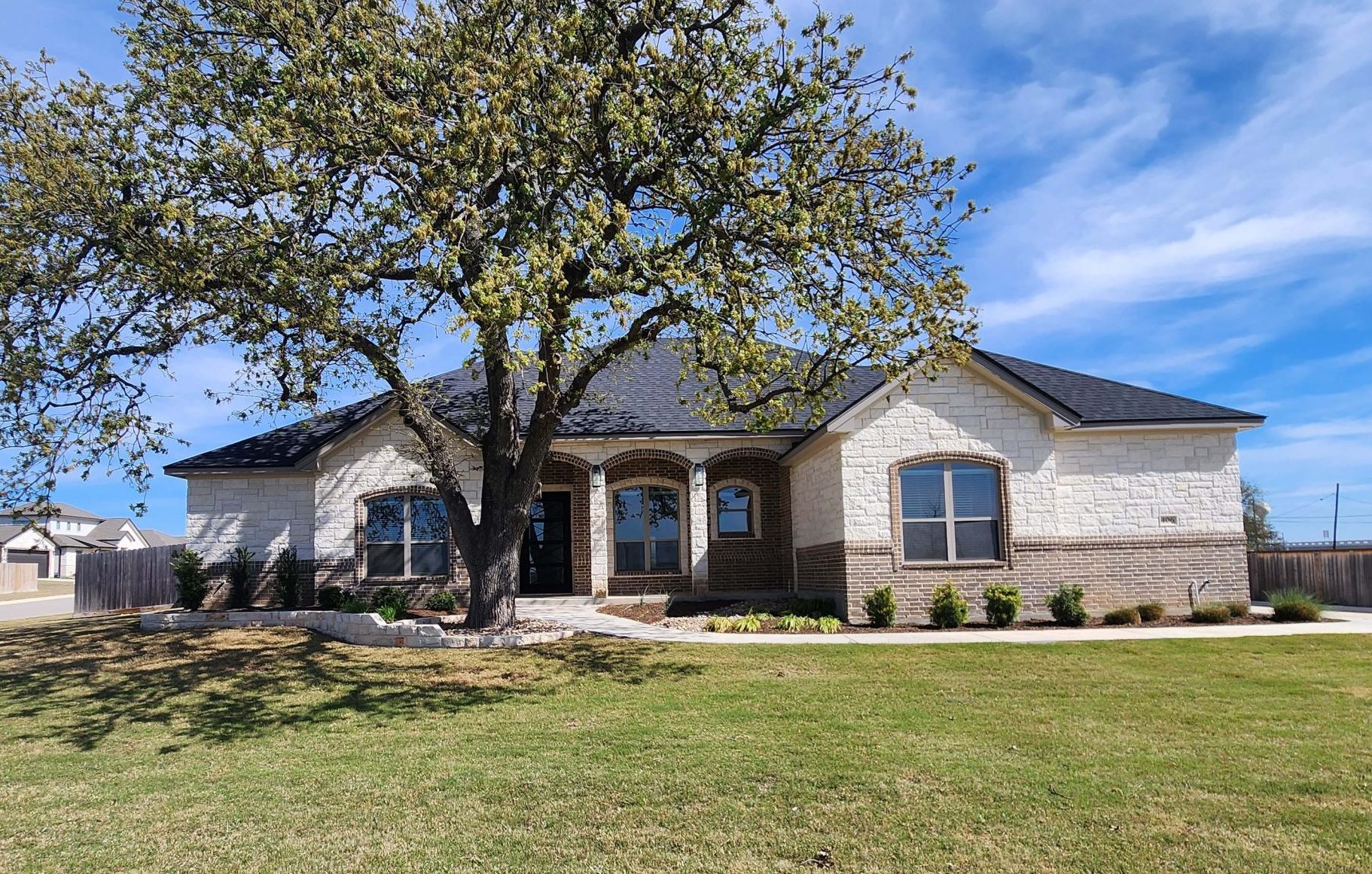 406 Eagle Heights, Salado, TX 76571 — Bush plan by Carothers Executive Homes in Eagle Heights, Salado, Texas